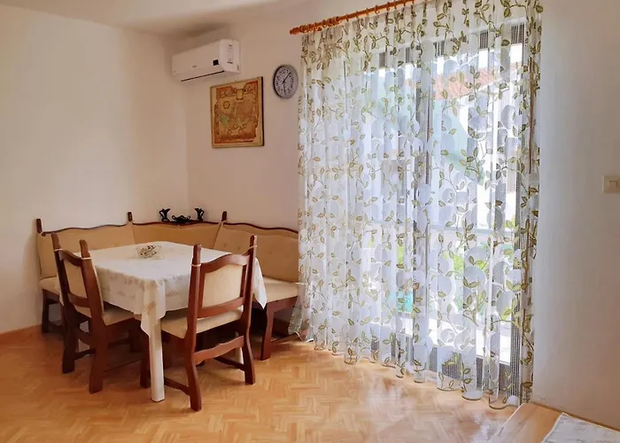Apartamento With Parking Space Silo, Krk - 18752 *