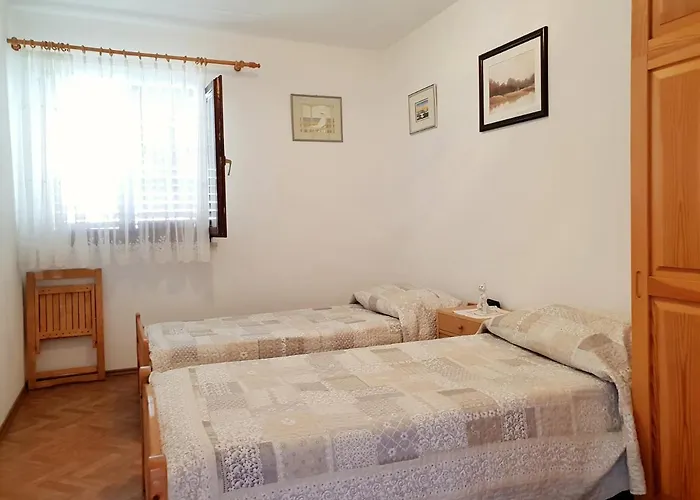 Apartamento With Parking Space Silo, Krk - 18752 *